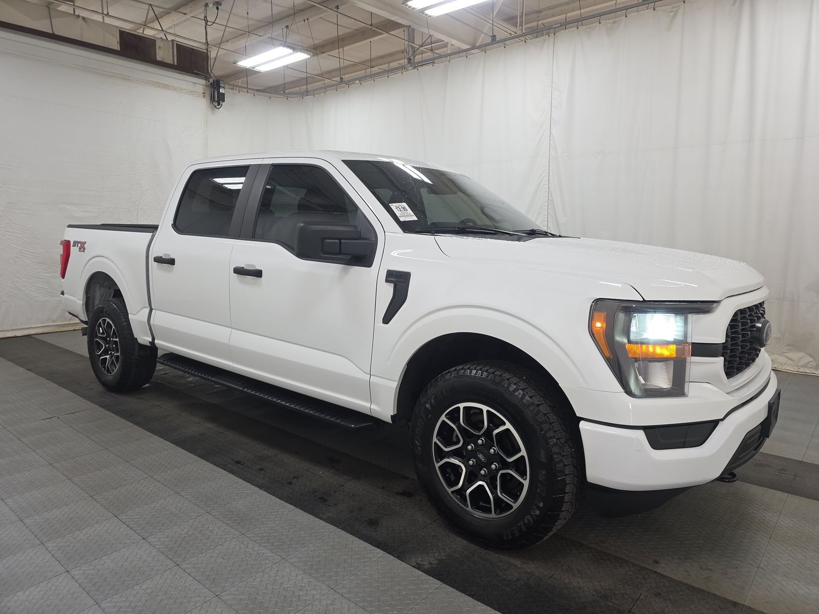 FORD F-150 - 4