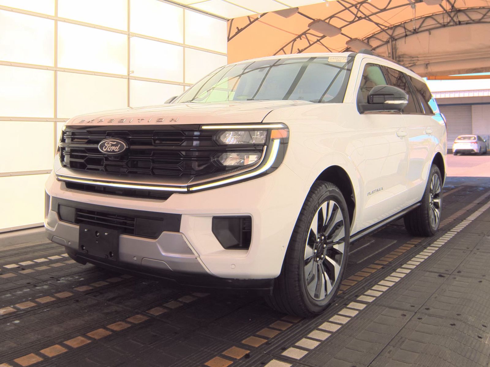 FORD EXPEDITION - 1