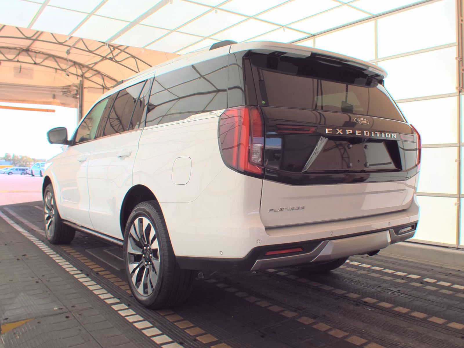 FORD EXPEDITION - 9