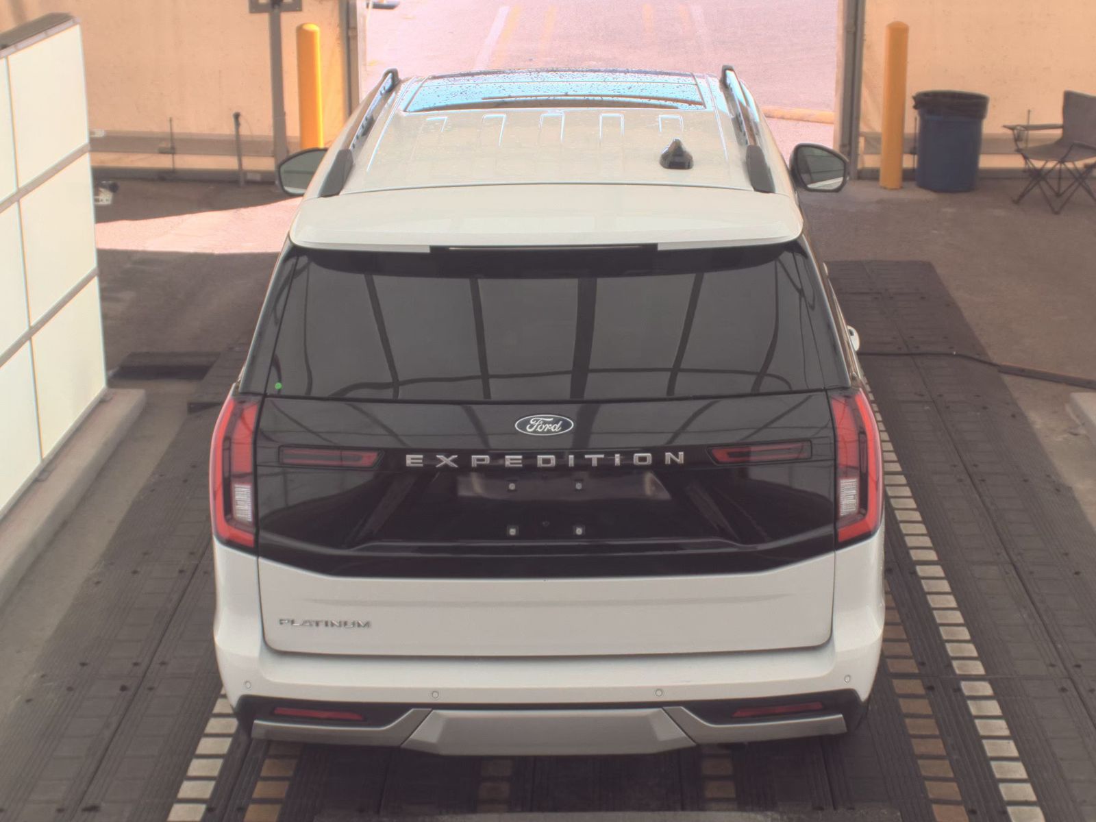 FORD EXPEDITION - 7