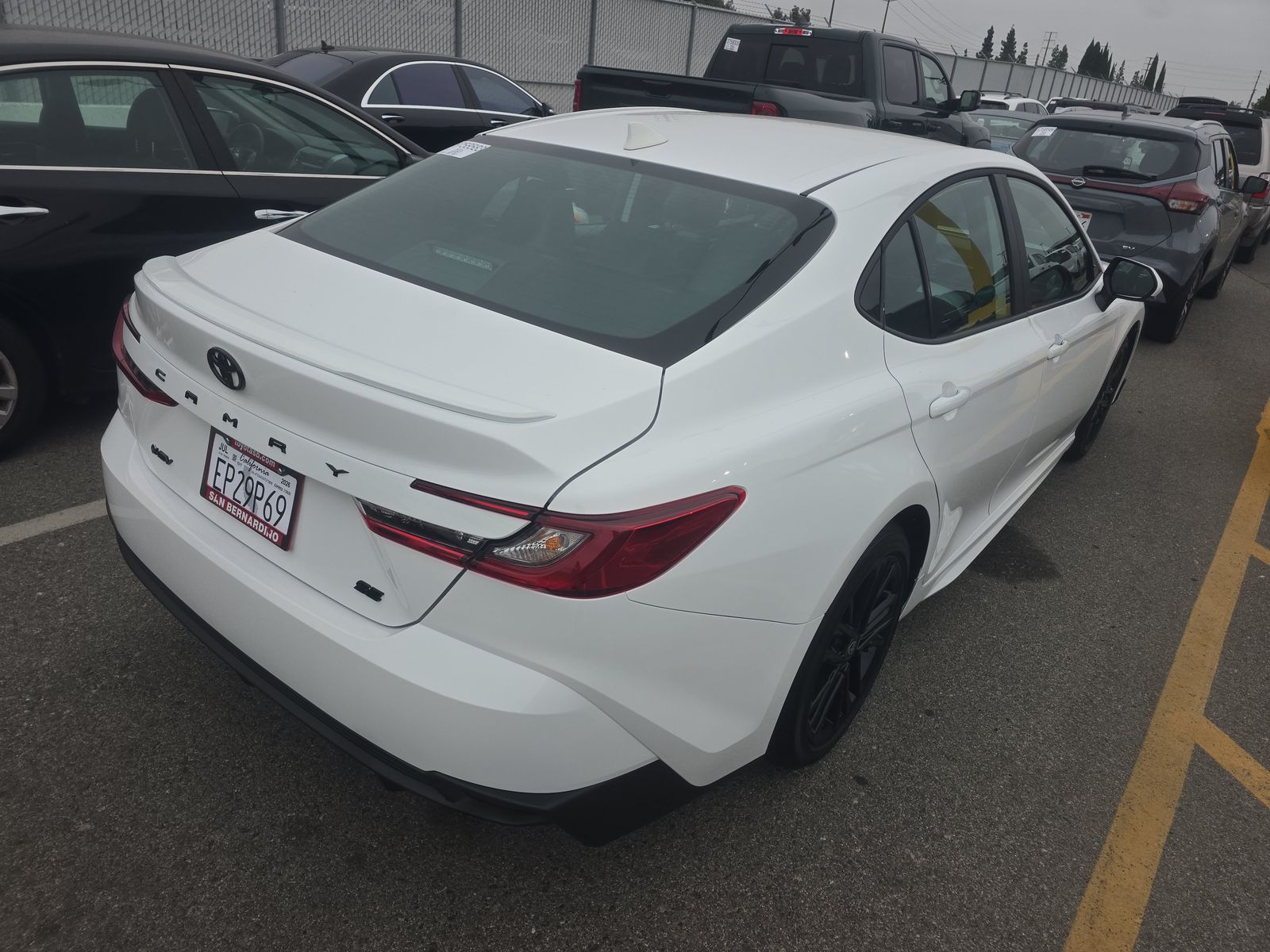 TOYOTA CAMRY - 5