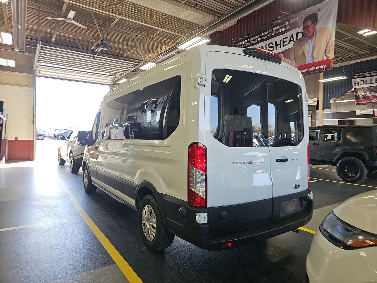 FORD TRANSIT 350 - 7