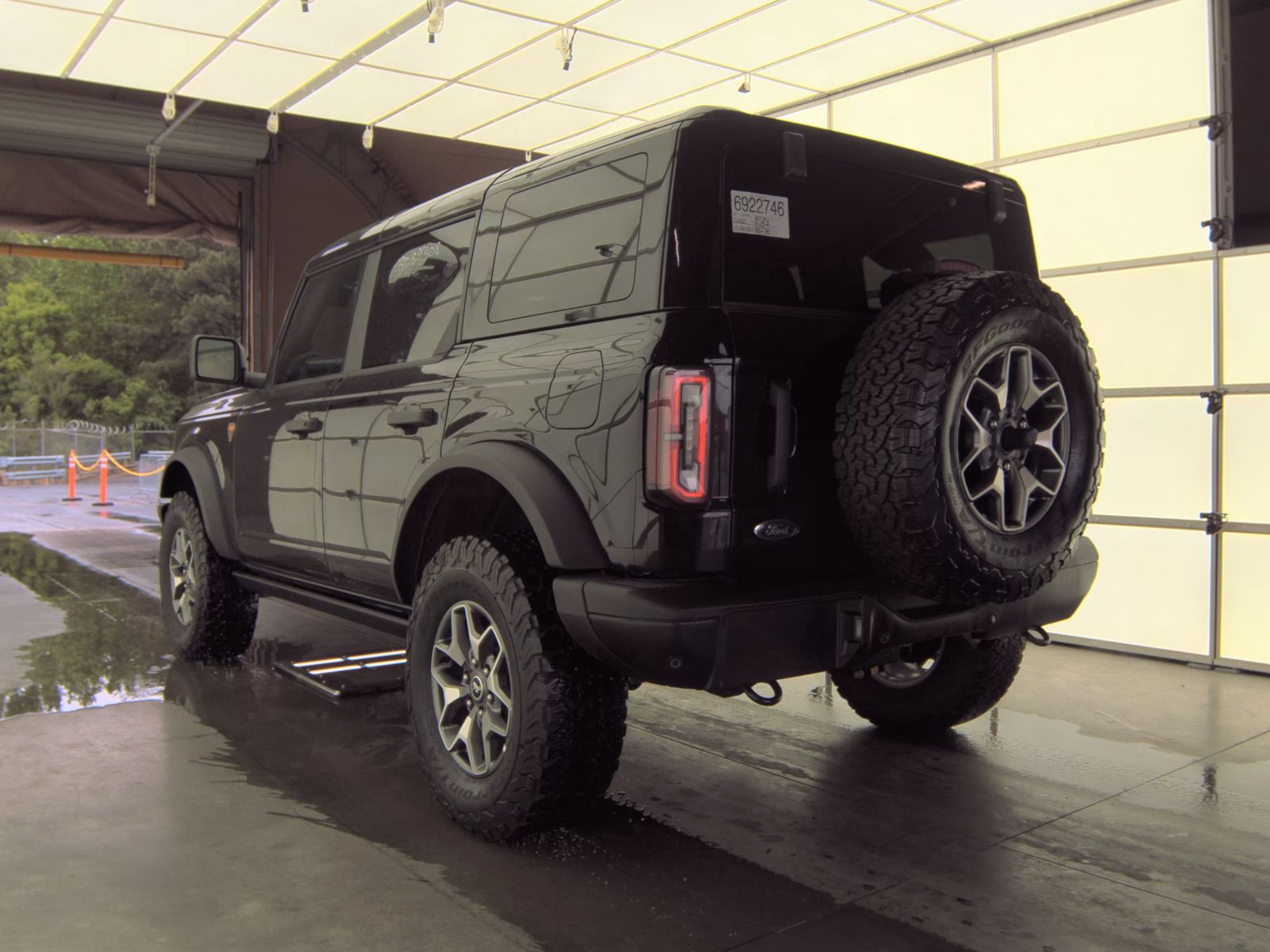 FORD BRONCO - 7