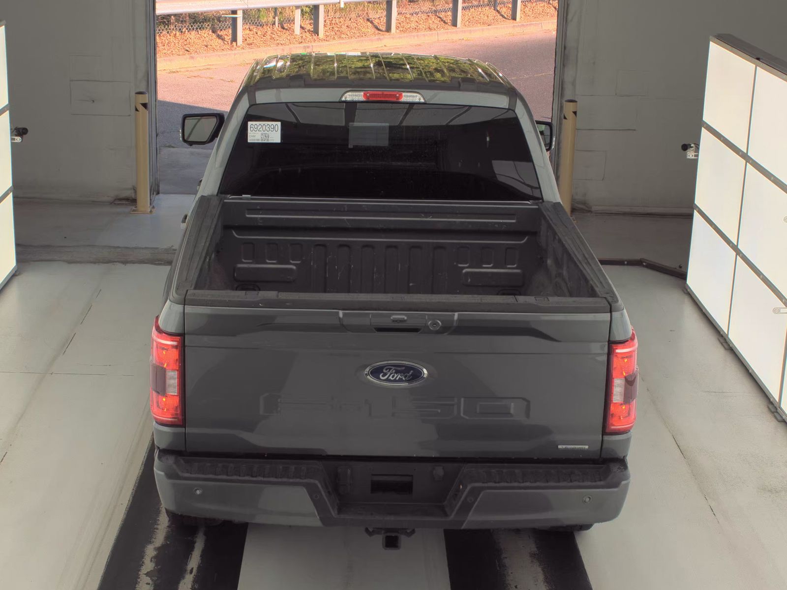 FORD F-150 - 6