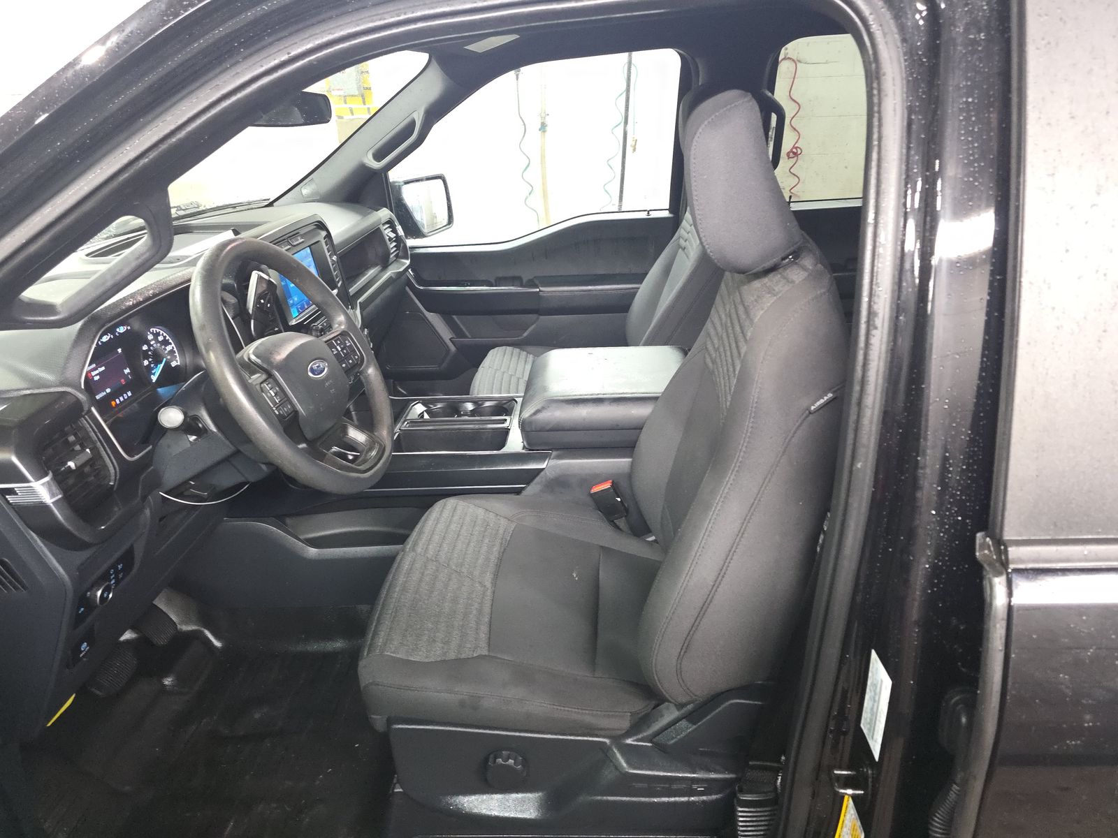 FORD F-150 - 8