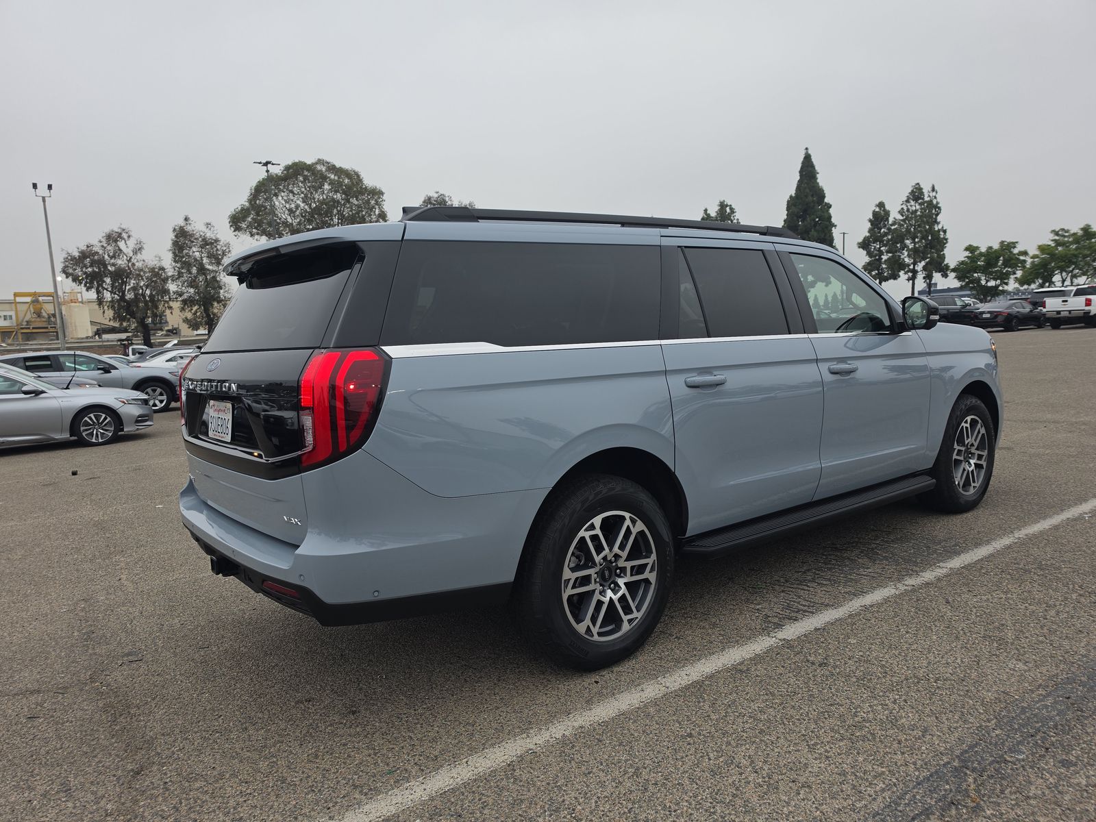 FORD EXPEDITION MAX - 5