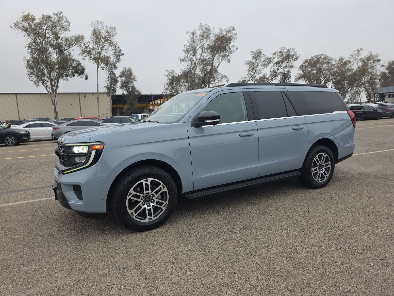 FORD EXPEDITION MAX - 1