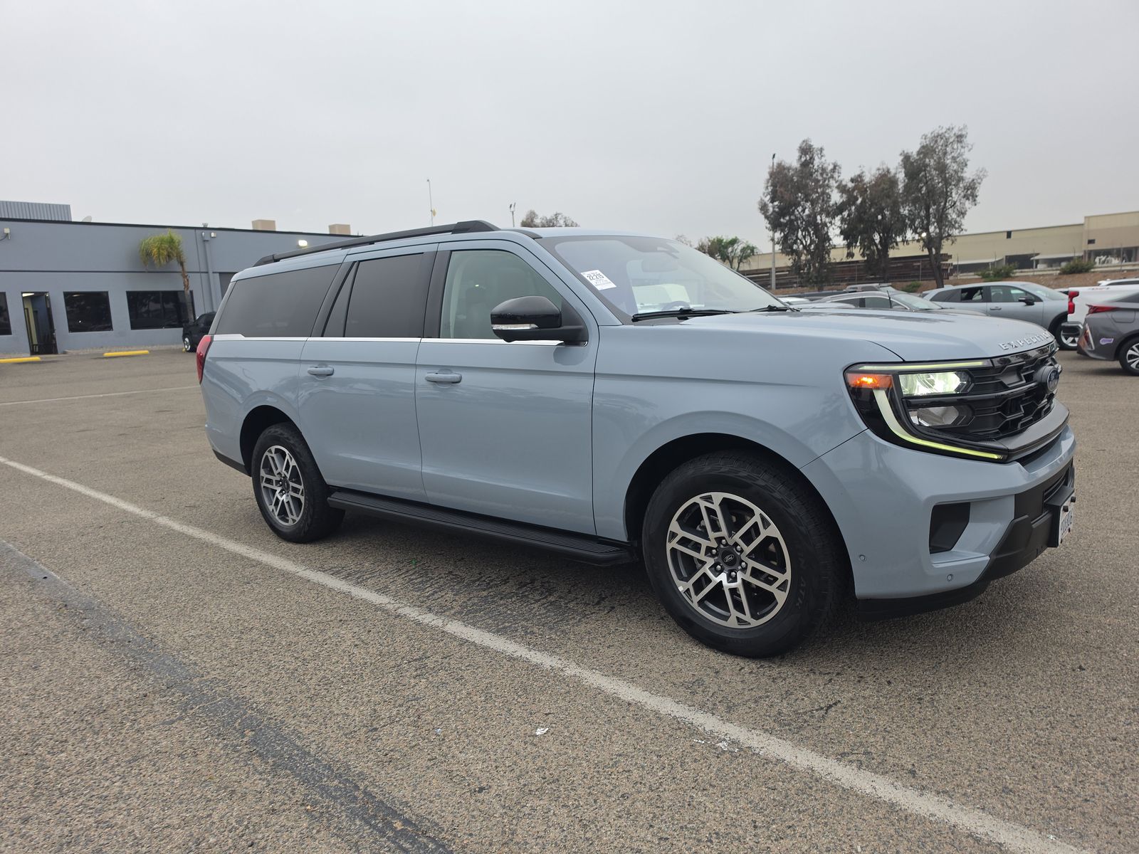 FORD EXPEDITION MAX - 4