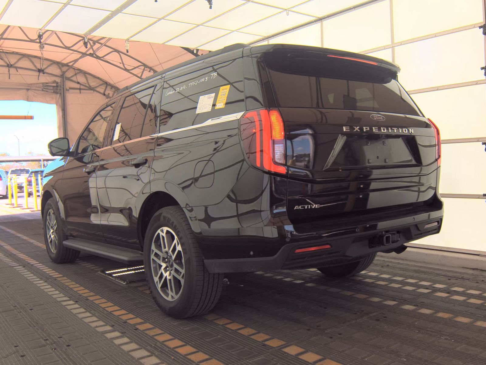 FORD EXPEDITION - 9