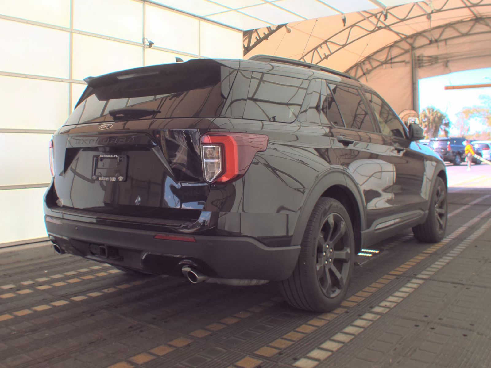 FORD EXPLORER - 6