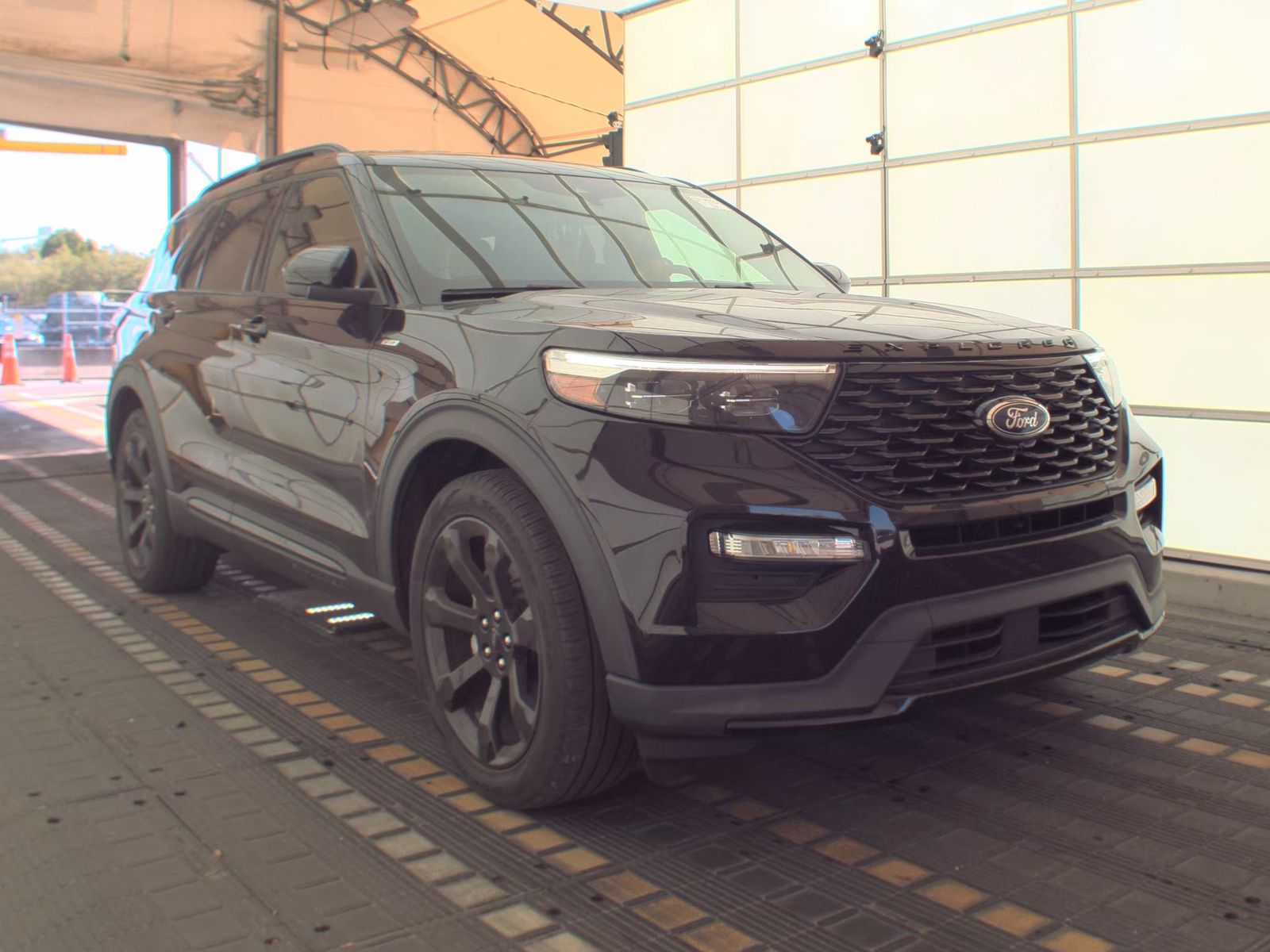 FORD EXPLORER - 5
