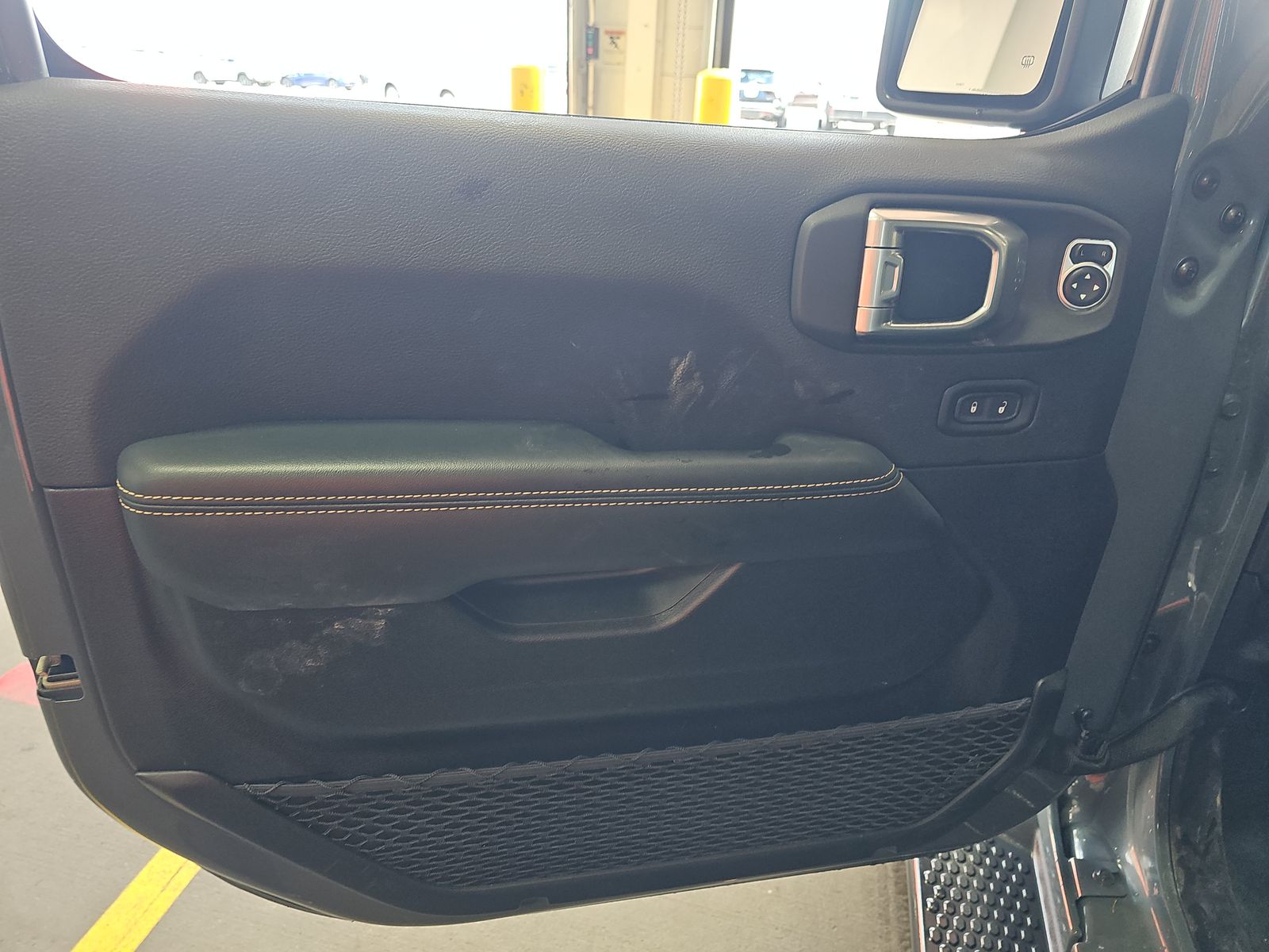 2024 Jeep Wrangler Sahara AWD