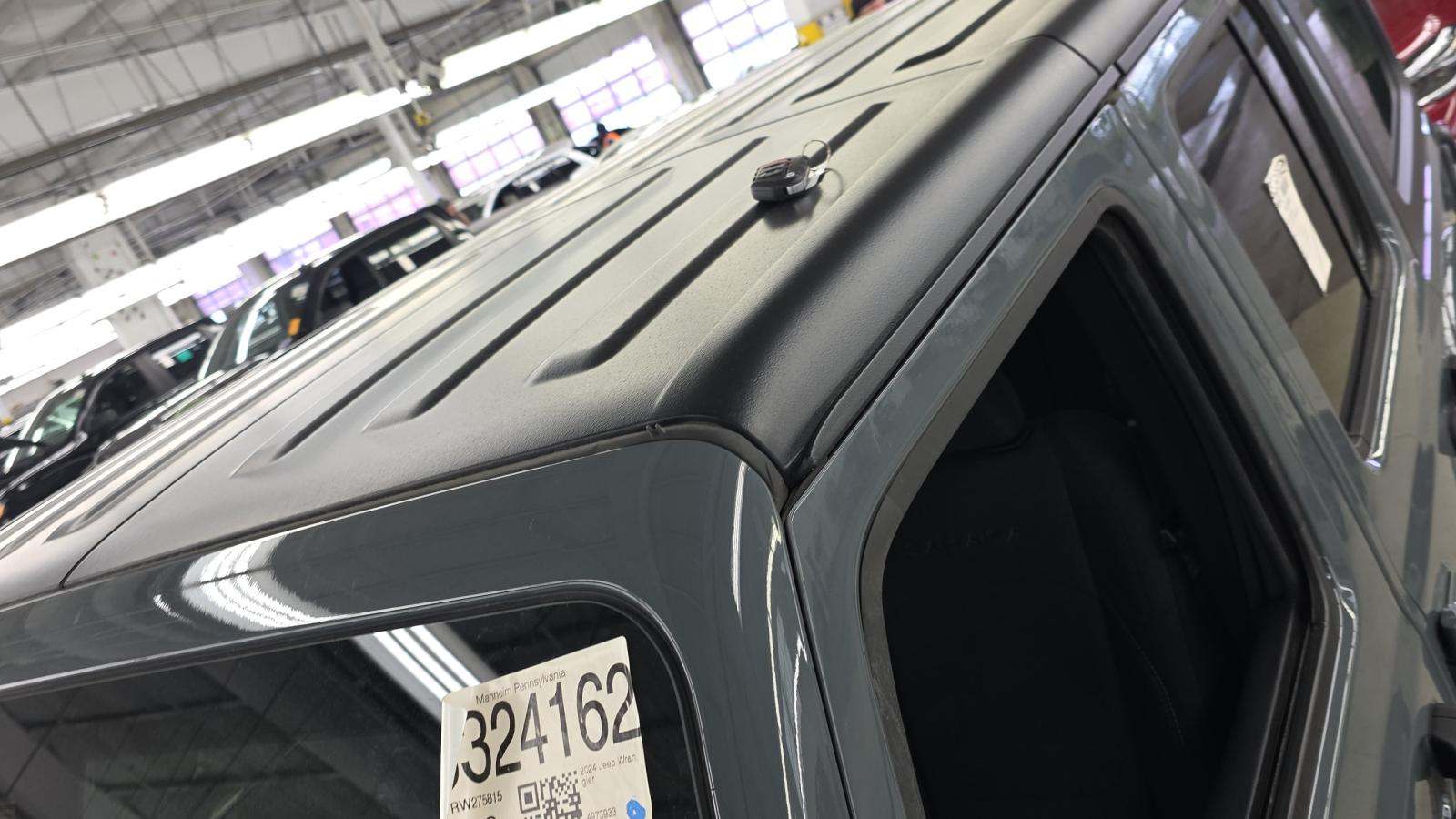 2024 Jeep Wrangler Sahara AWD