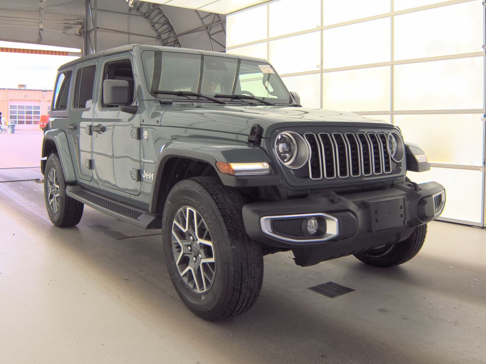 2024 Jeep Wrangler Sahara AWD