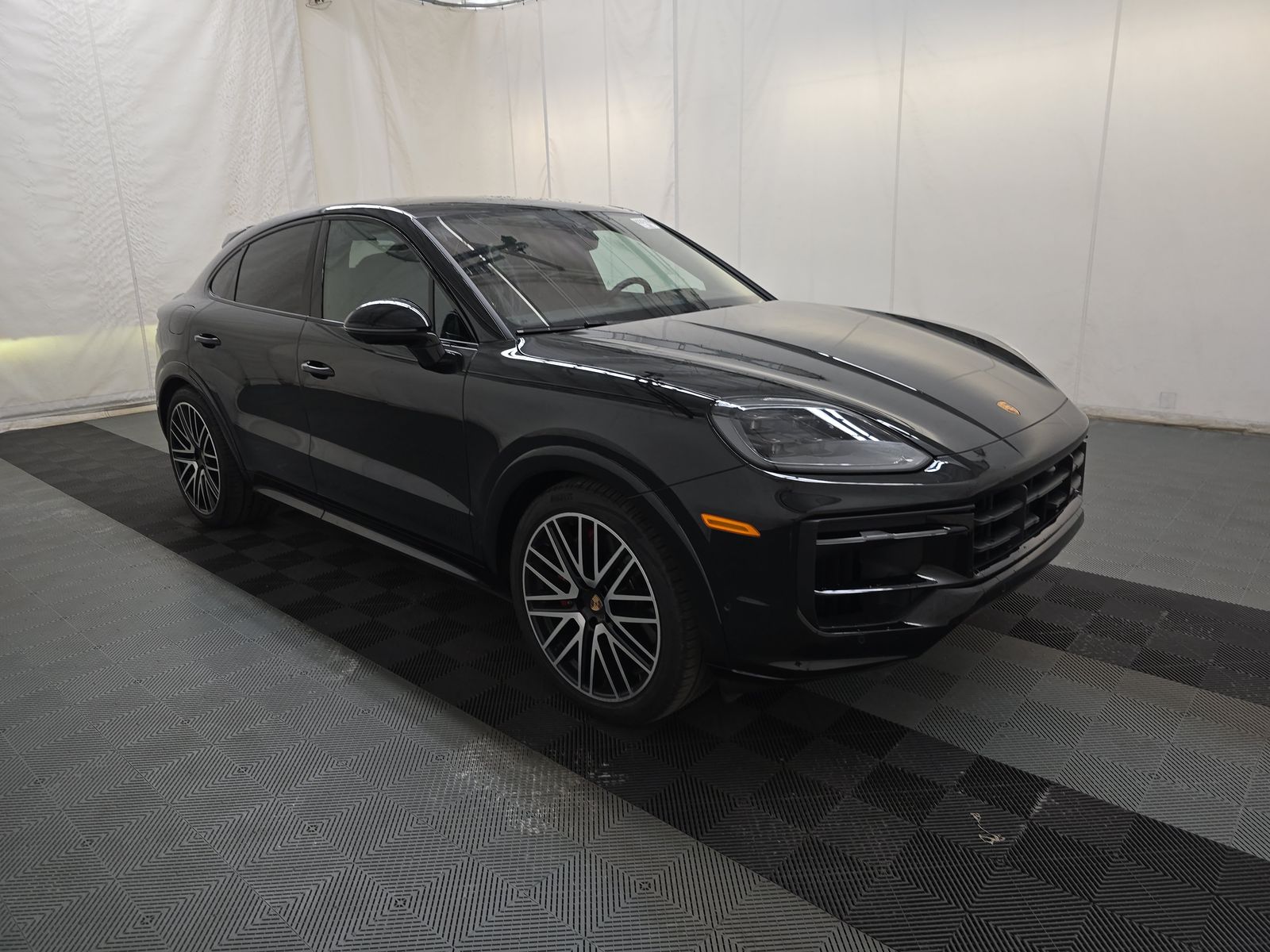 PORSCHE CAYENNE - 4