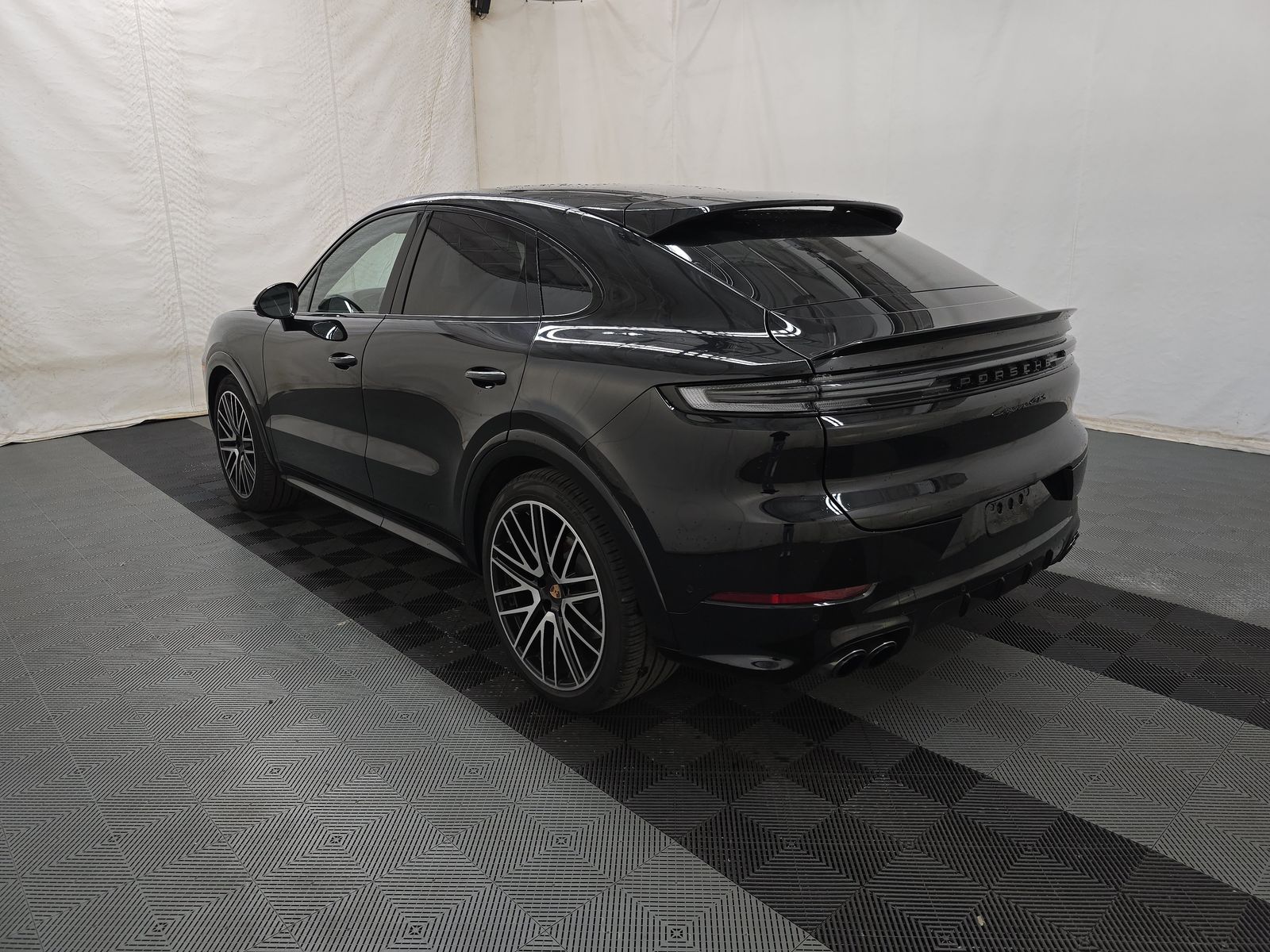 PORSCHE CAYENNE - 7