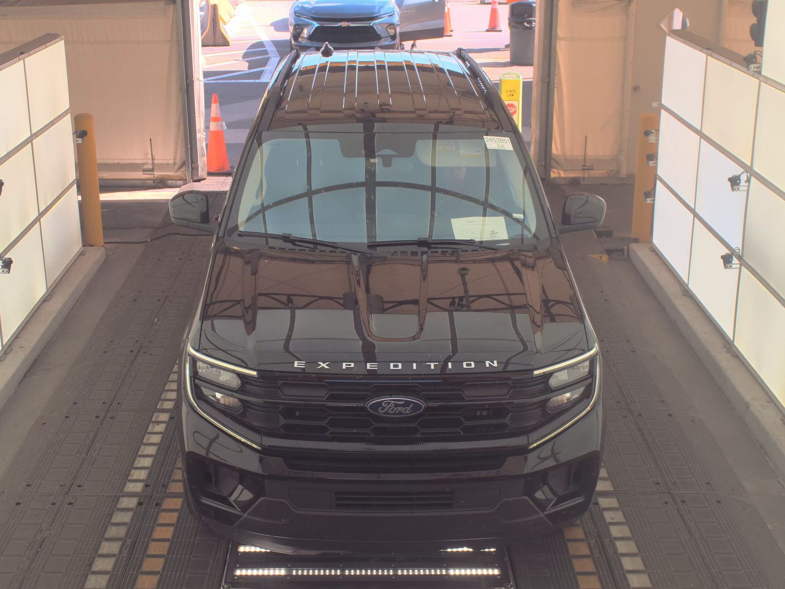 FORD EXPEDITION - 3