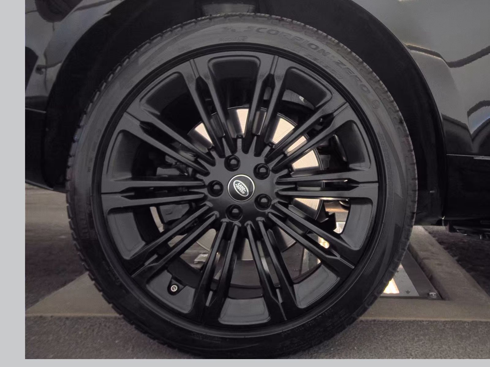 2024 Land Rover Range Rover Autobiography AWD