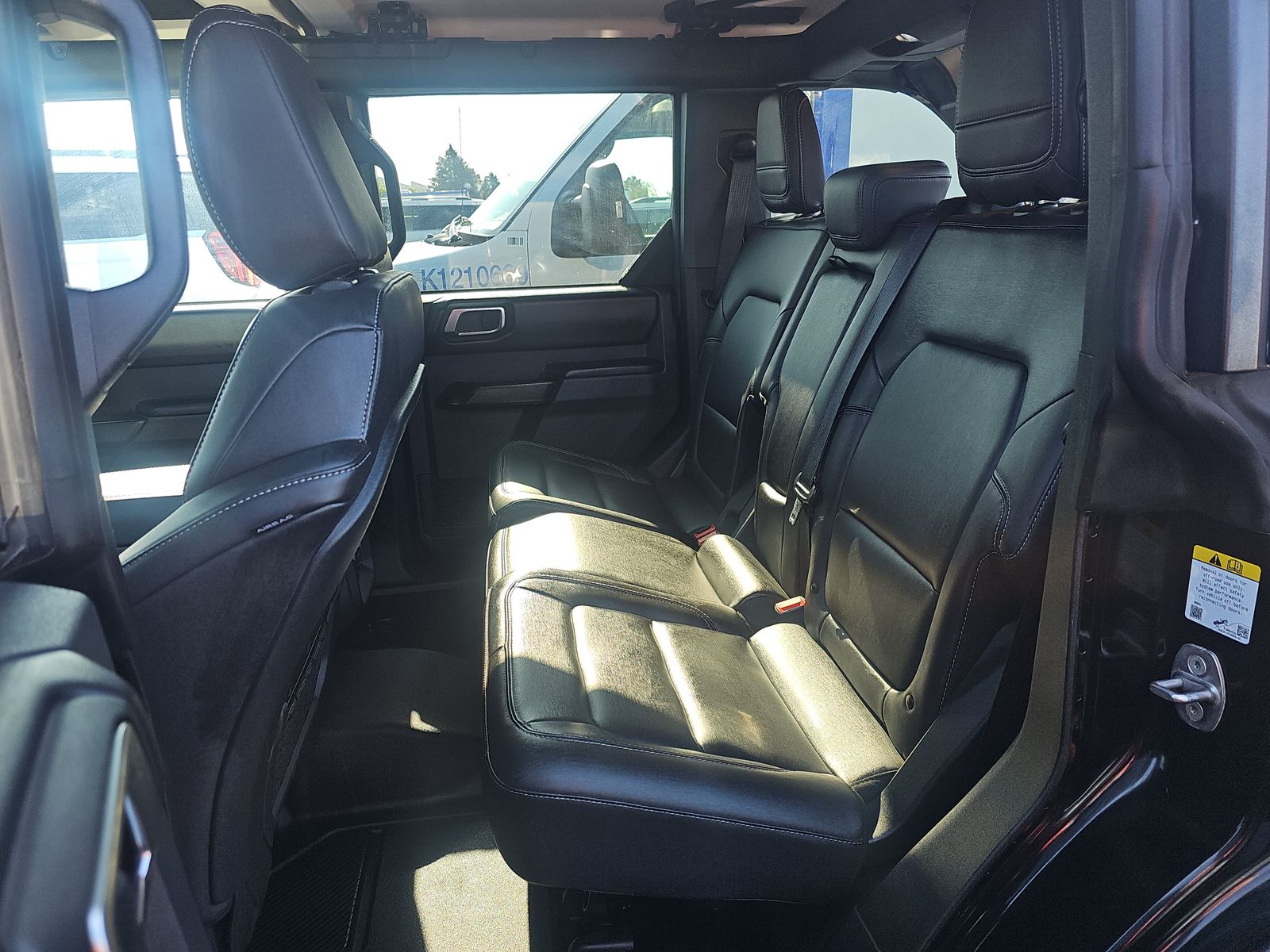 FORD BRONCO - 8