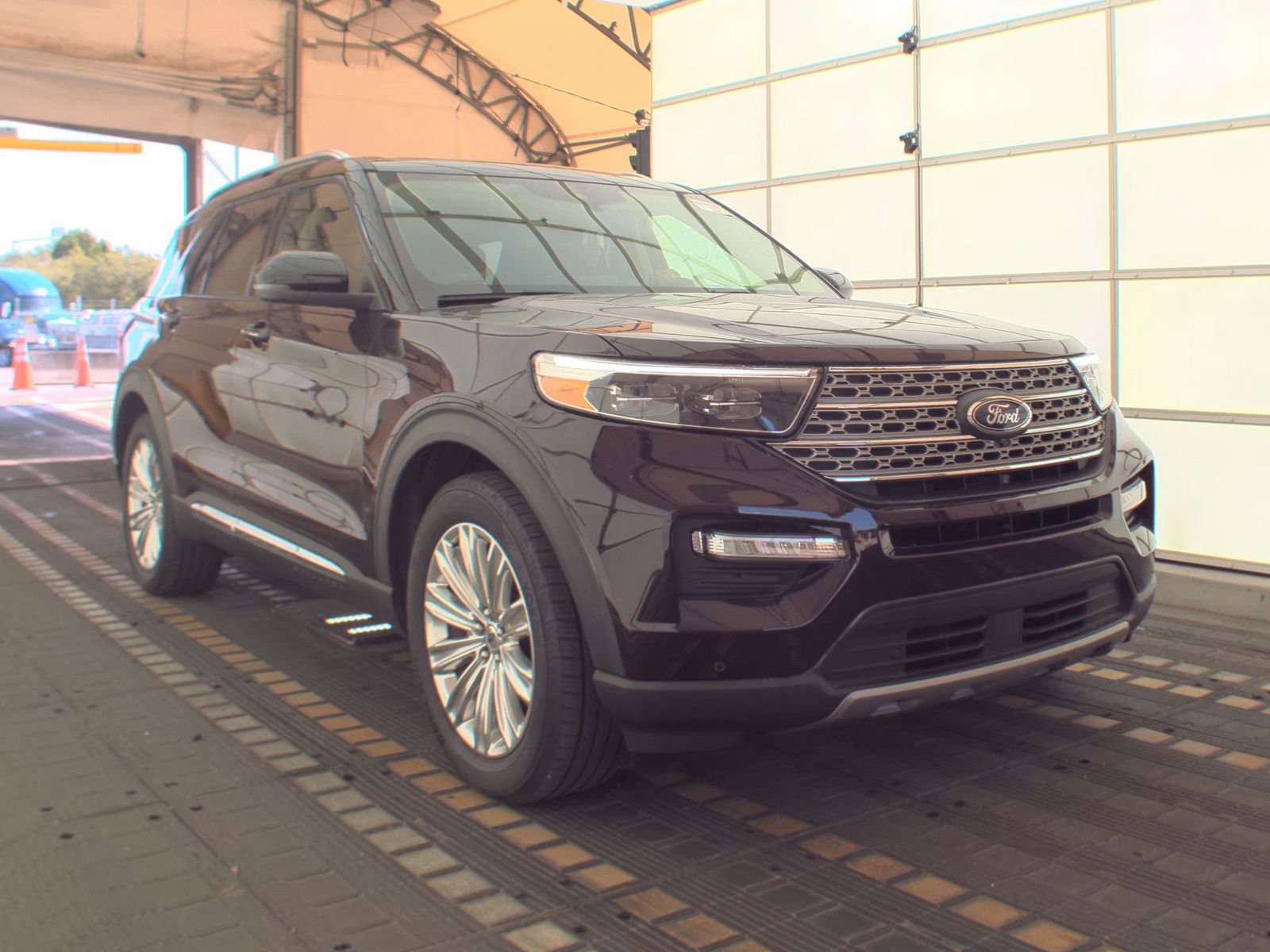 FORD EXPLORER - 5