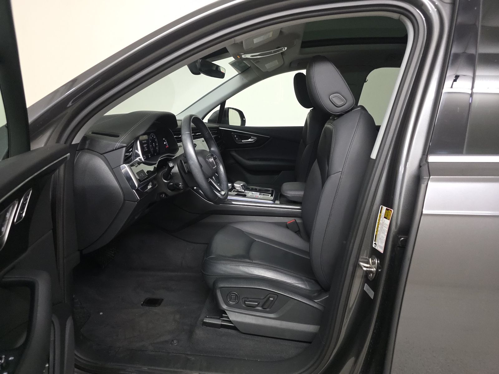 2023 Audi Q7 Premium AWD