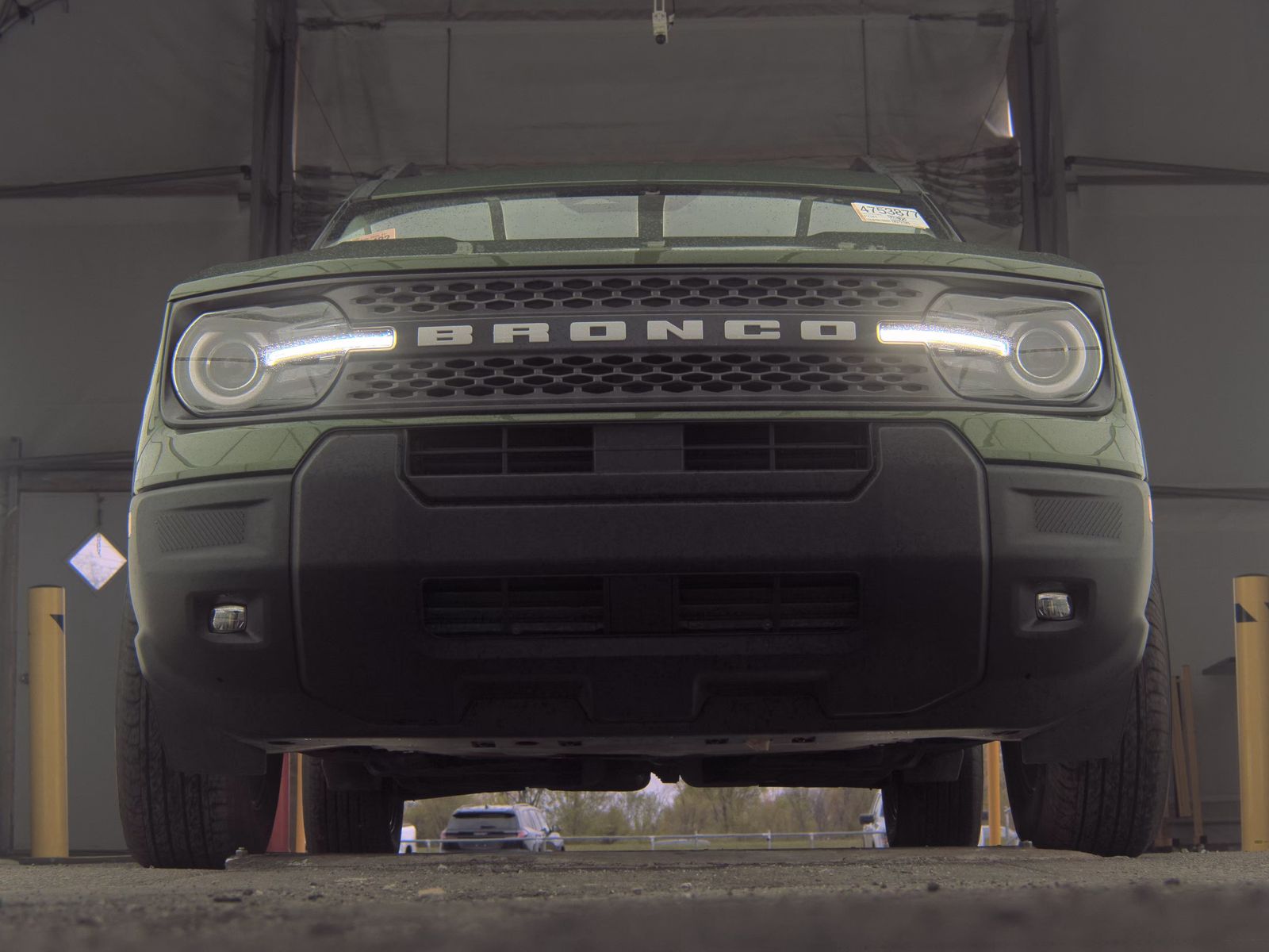 FORD BRONCO - 4