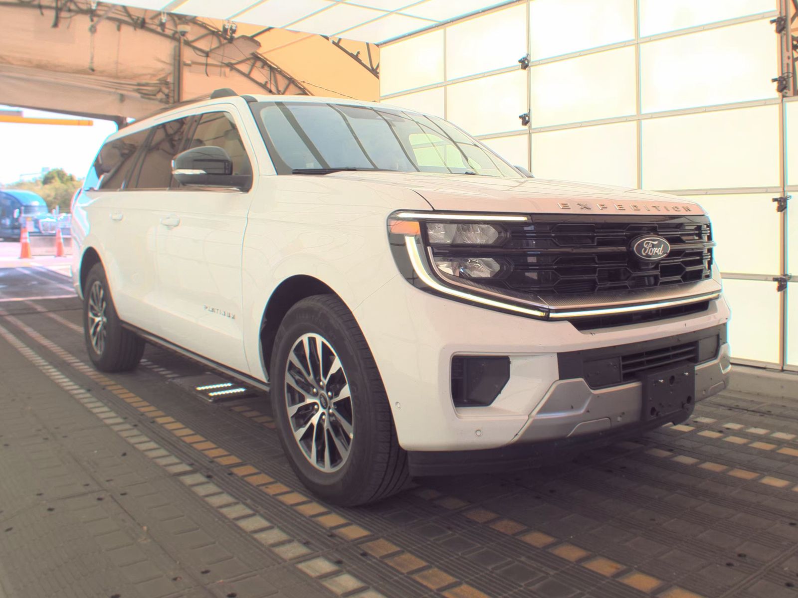 FORD EXPEDITION MAX - 5