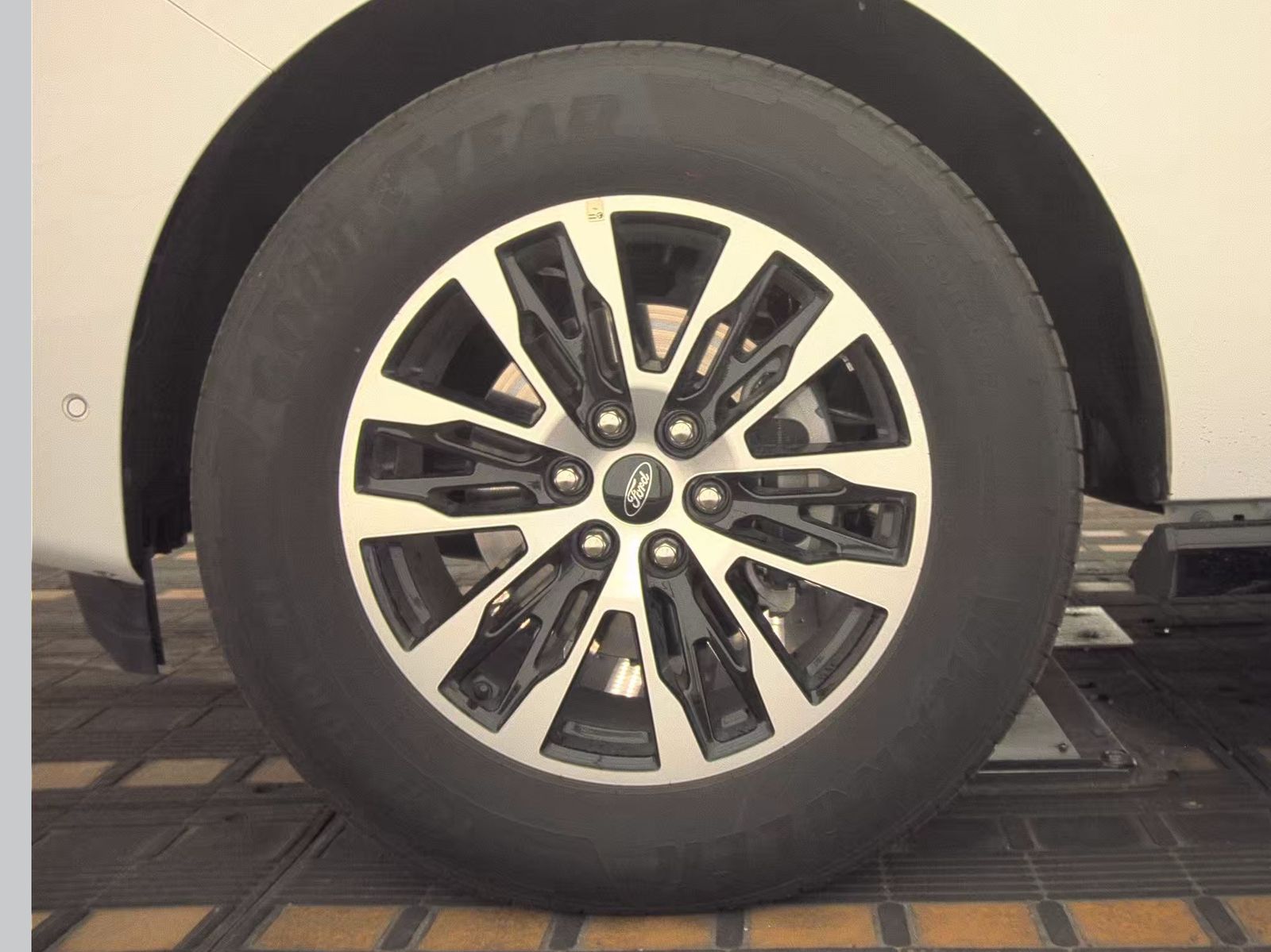 FORD EXPEDITION MAX - 10