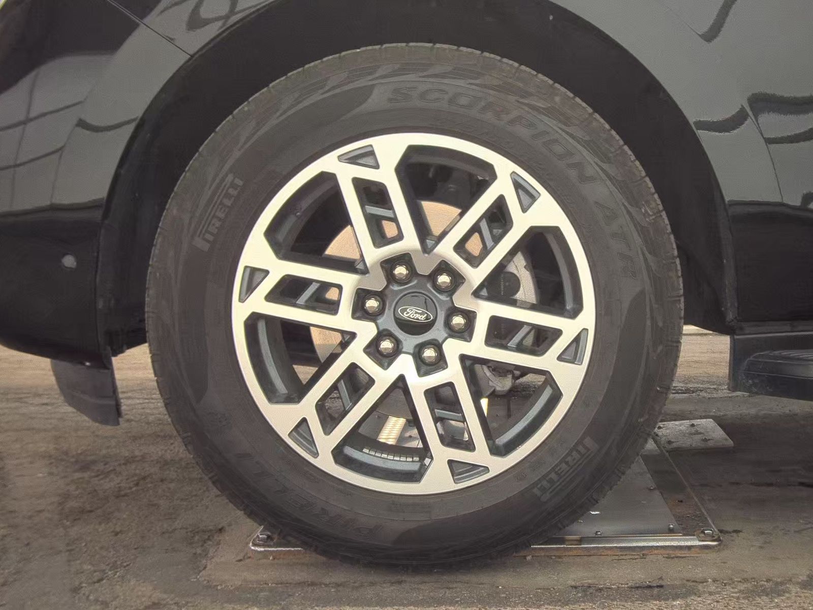 FORD EXPEDITION - 10