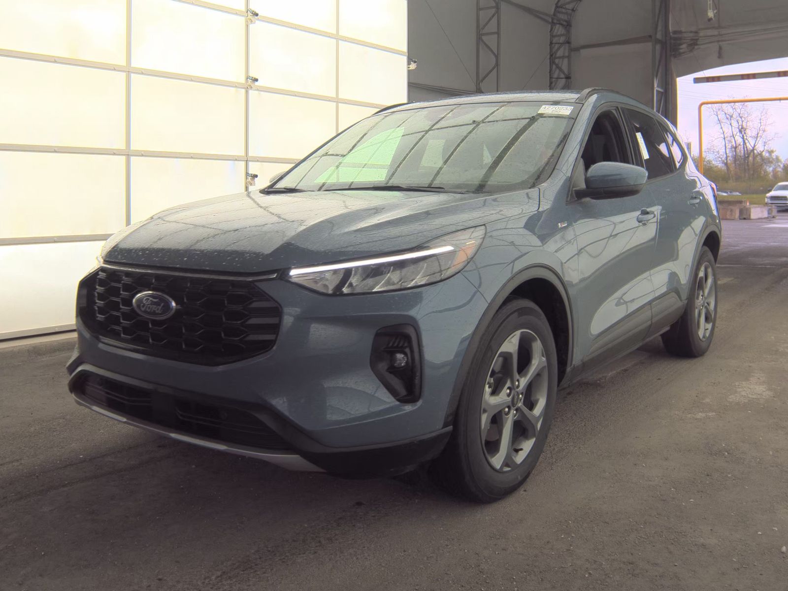 FORD ESCAPE - 1