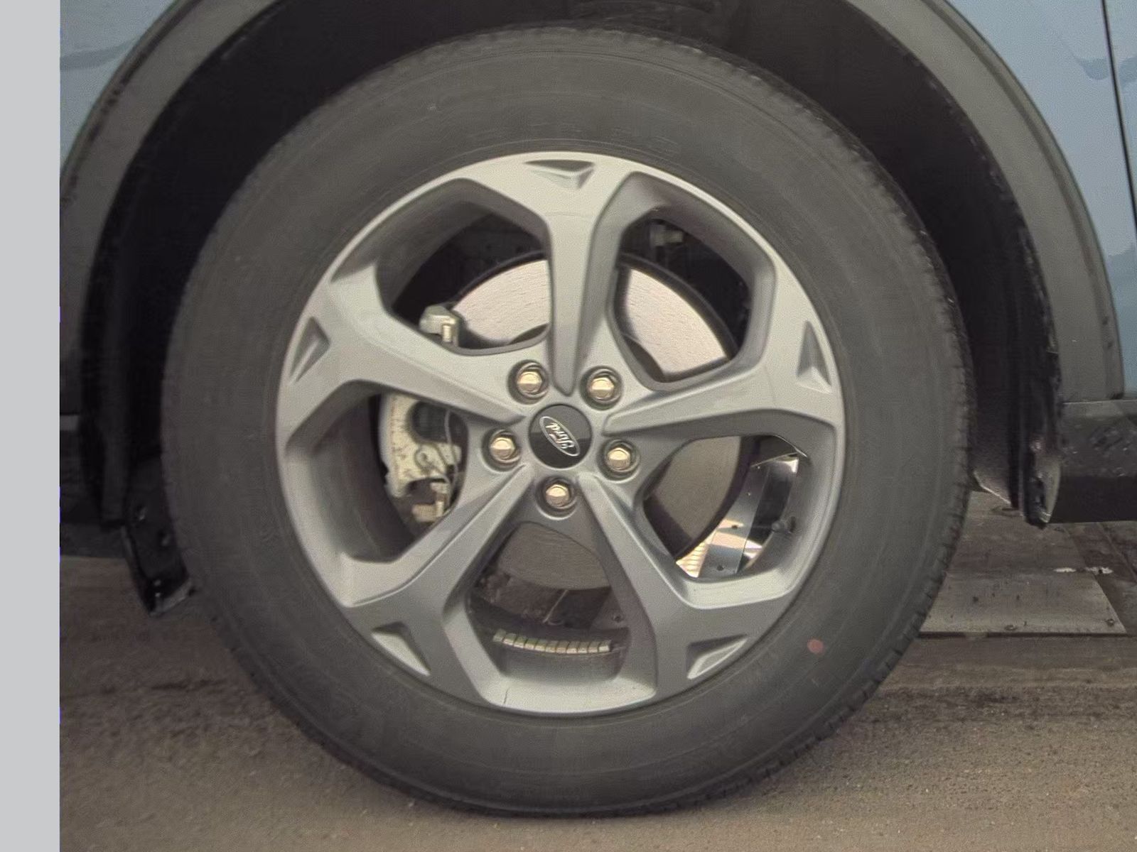 FORD ESCAPE - 10