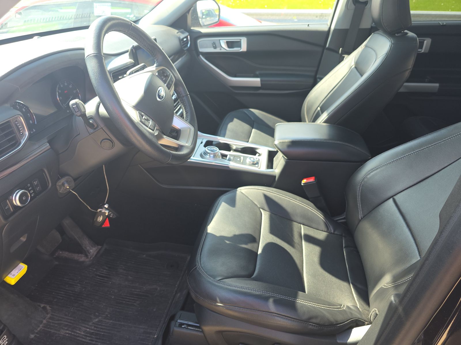 FORD EXPLORER - 8