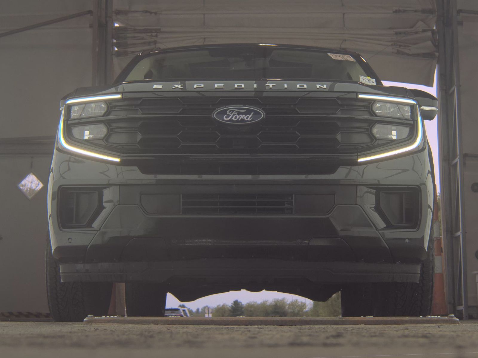 FORD EXPEDITION MAX - 4