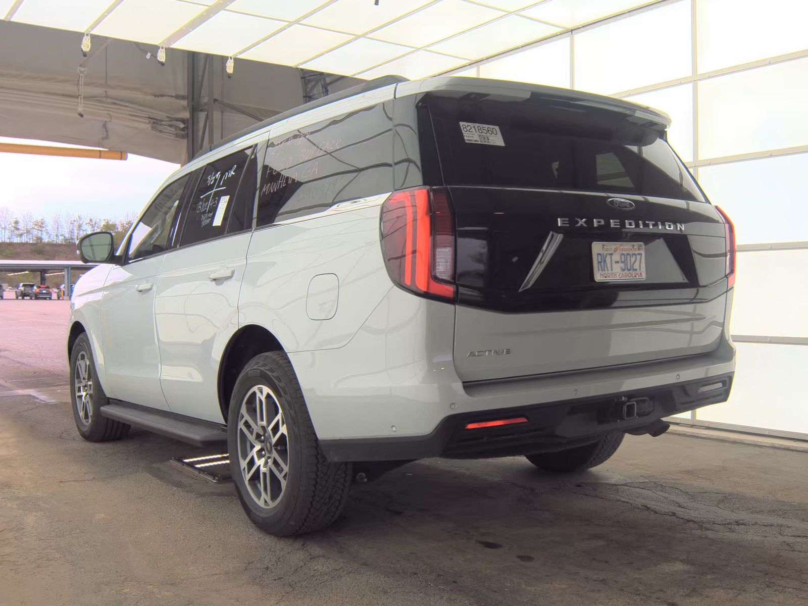 FORD EXPEDITION - 9