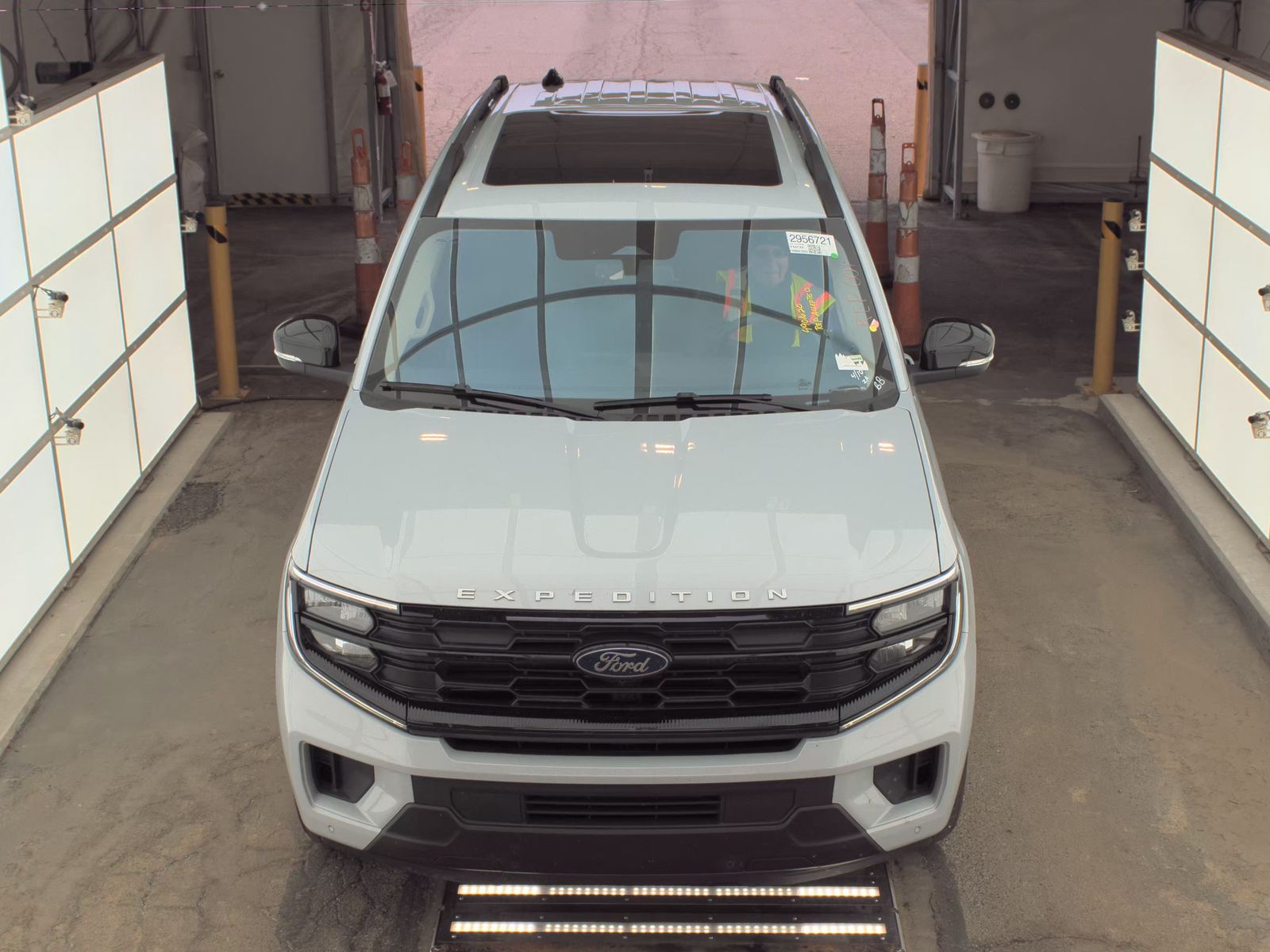 FORD EXPEDITION - 3