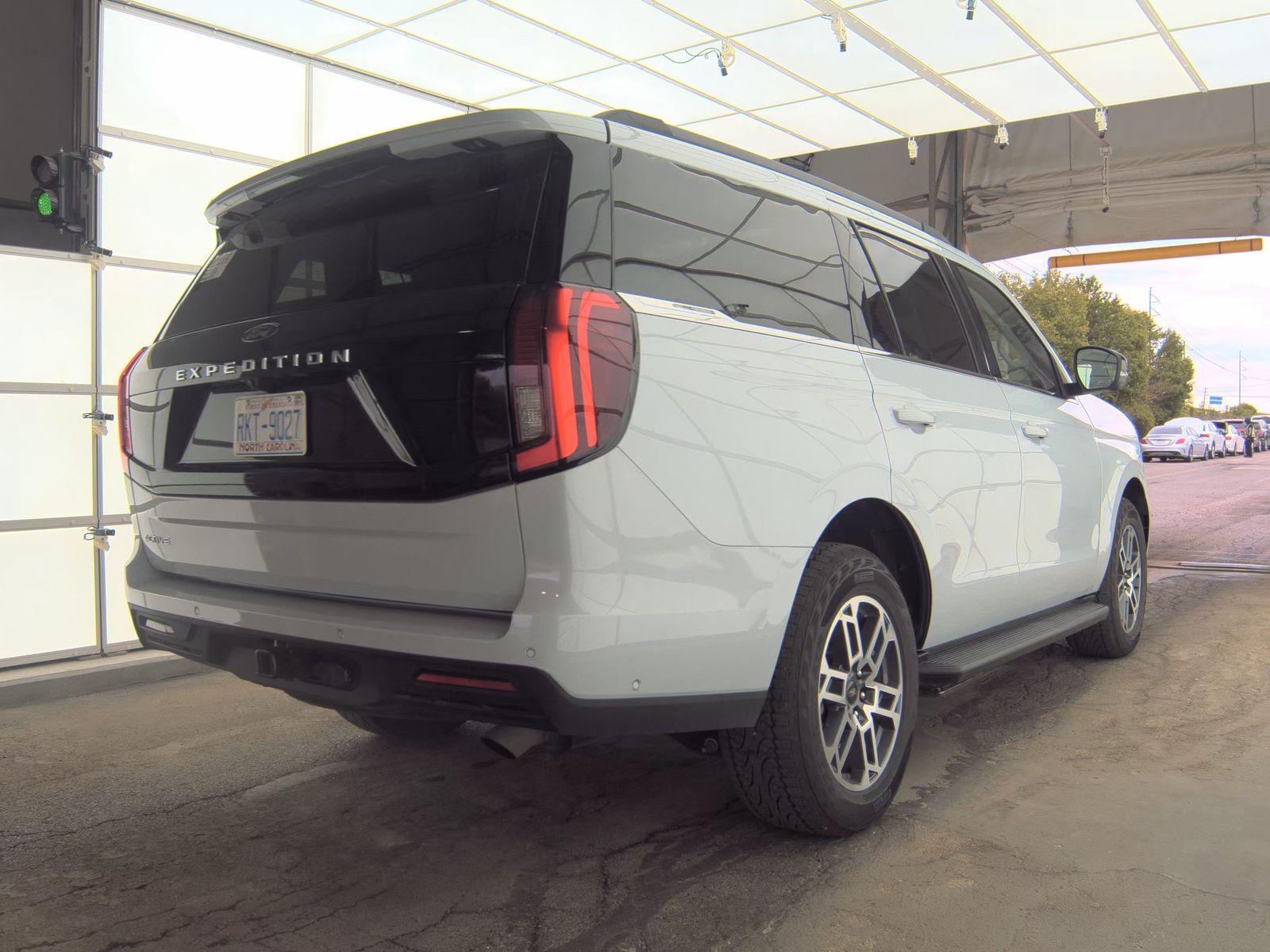 FORD EXPEDITION - 6