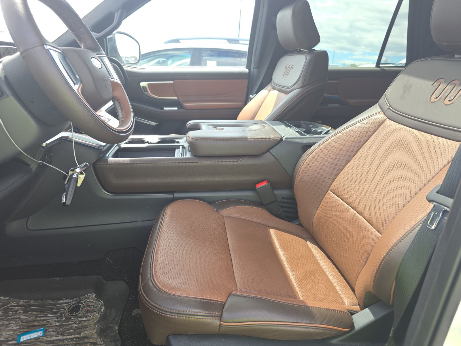 FORD EXPEDITION - 8