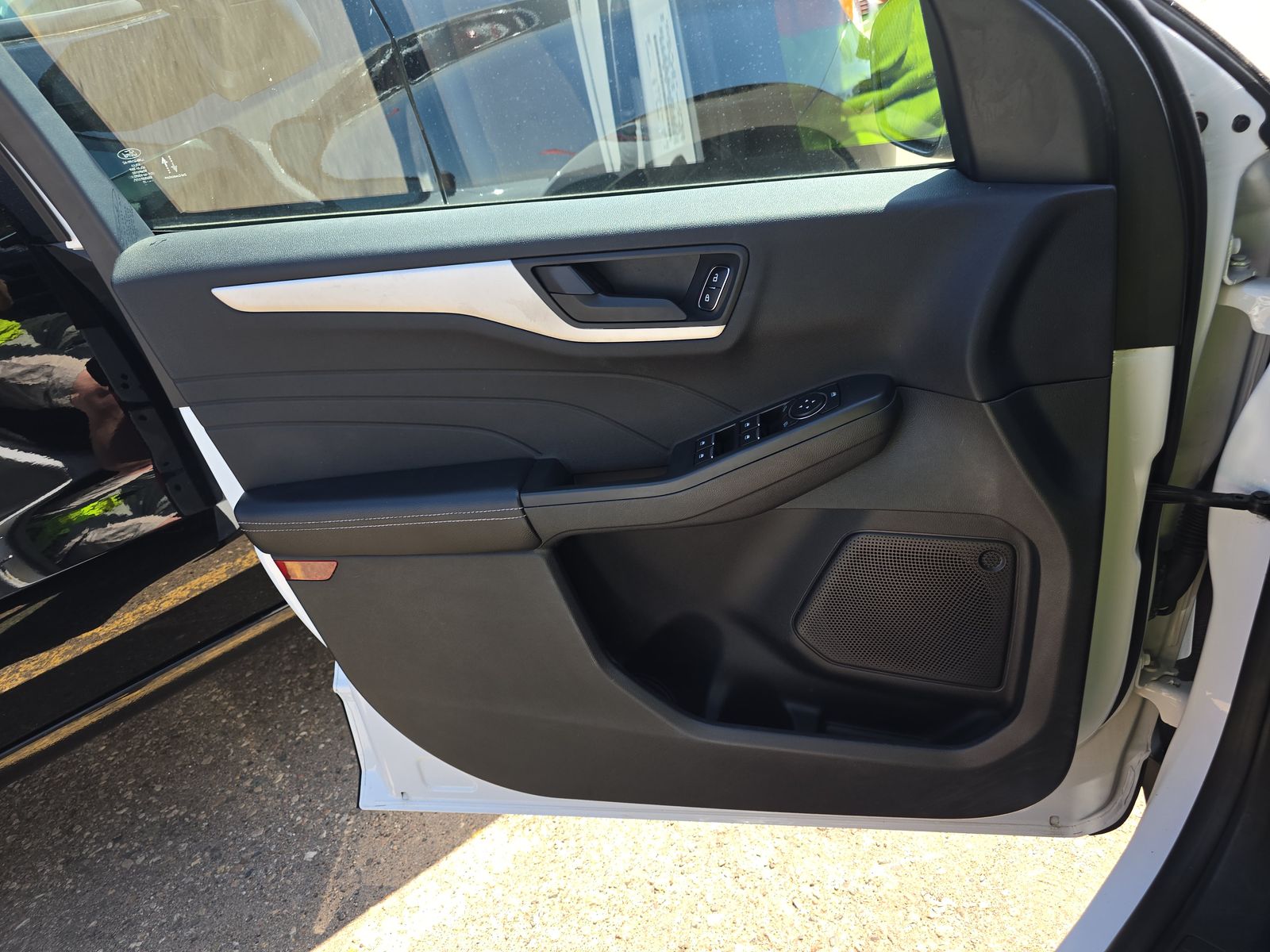 FORD ESCAPE - 10