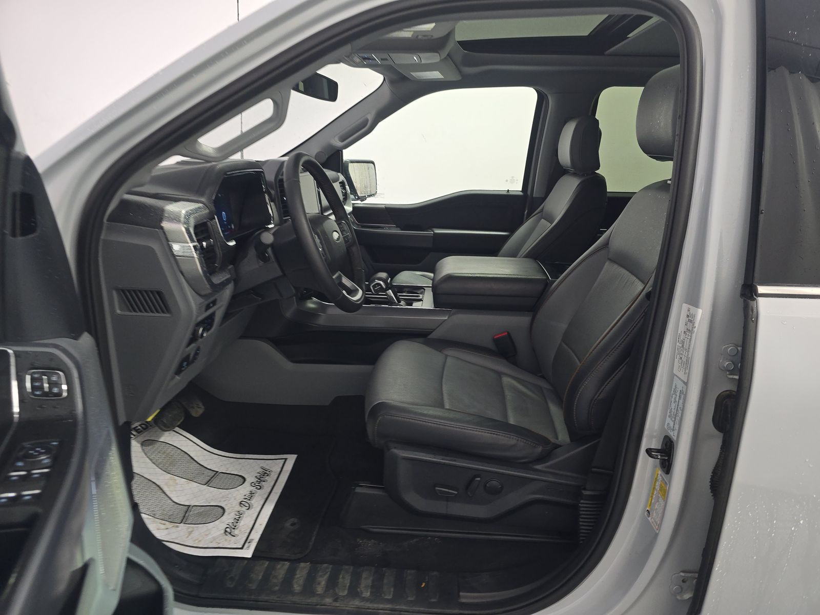 FORD F-150 - 8