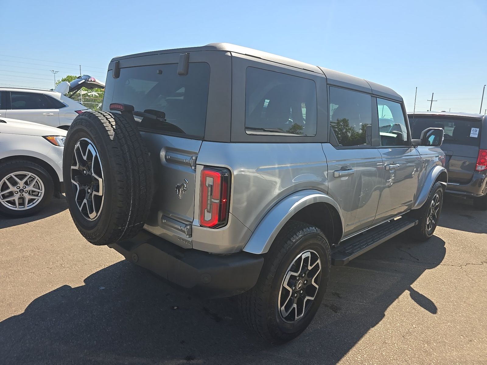 FORD BRONCO - 5