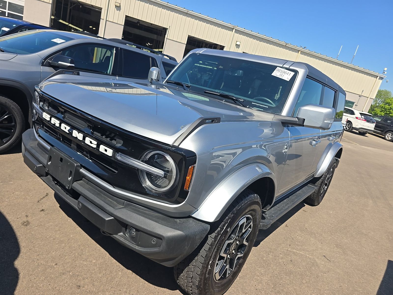 FORD BRONCO - 1