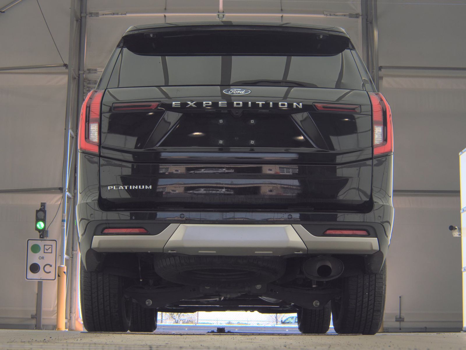FORD EXPEDITION - 8