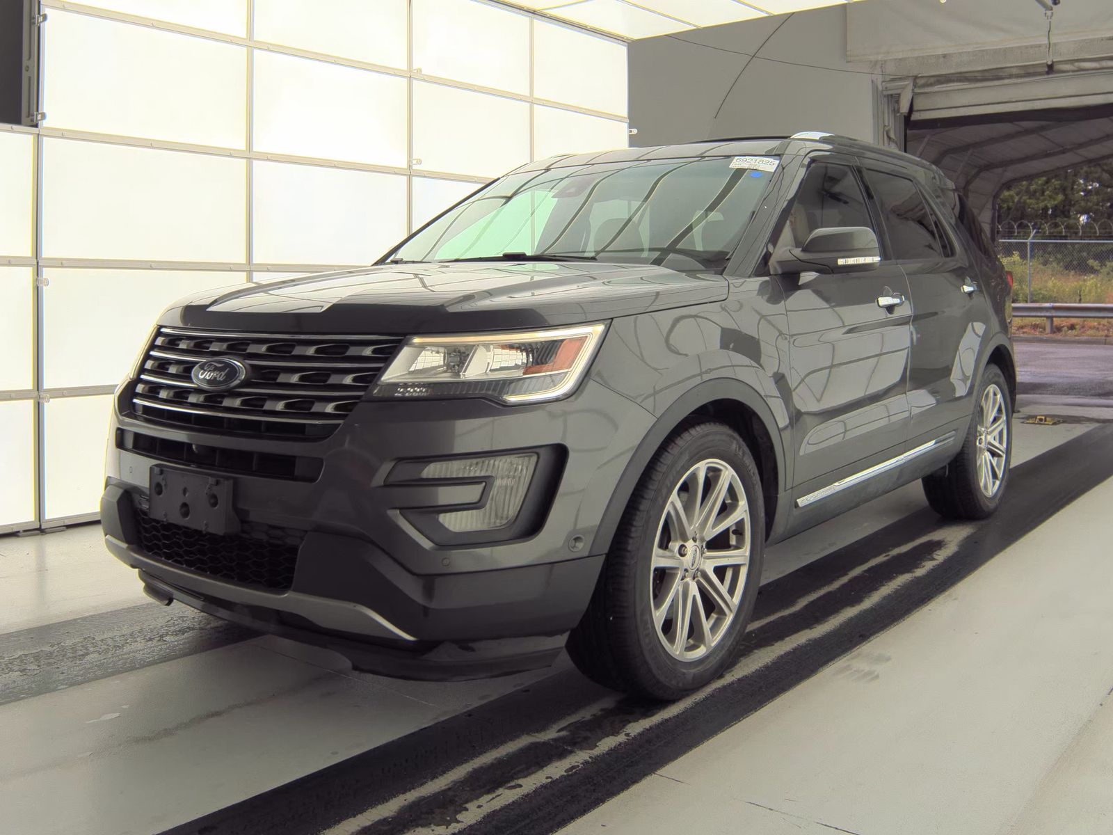 FORD EXPLORER - 1