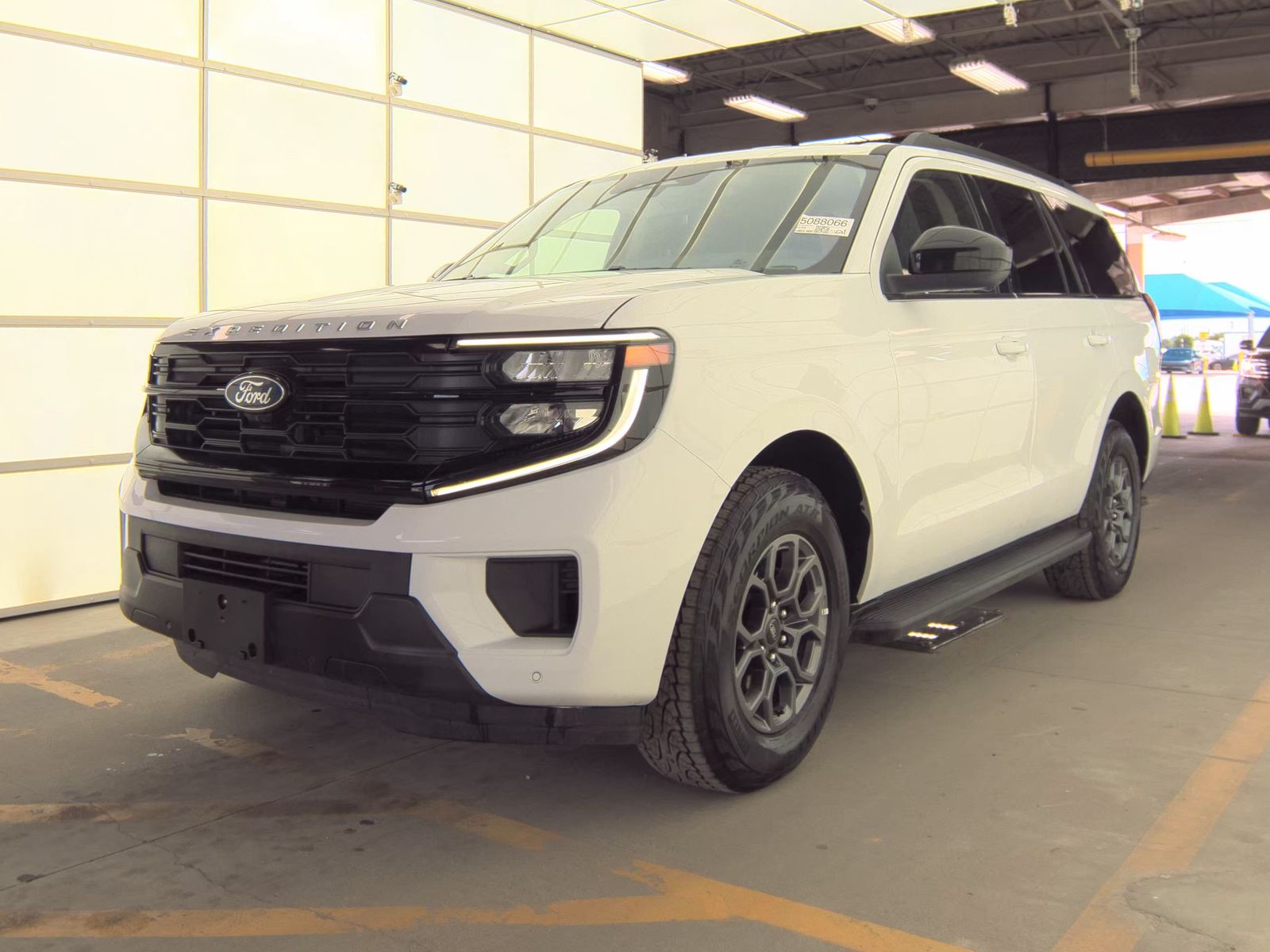 FORD EXPEDITION - 1