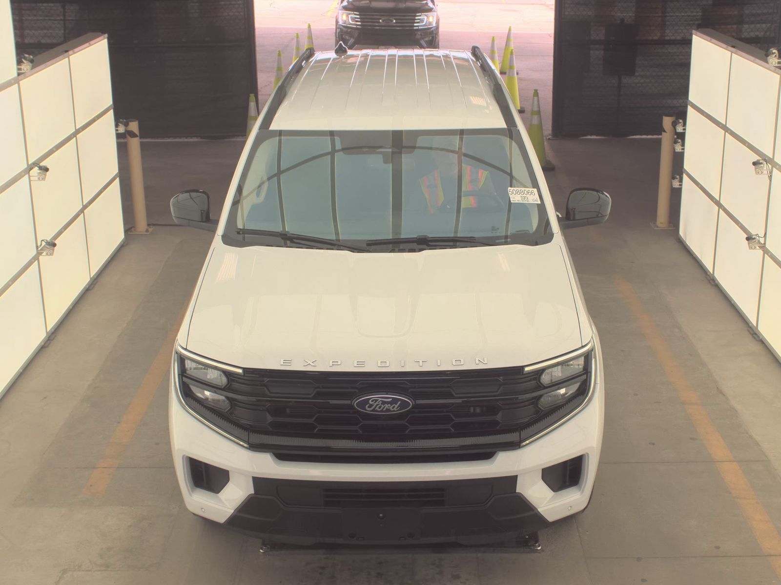 FORD EXPEDITION - 3