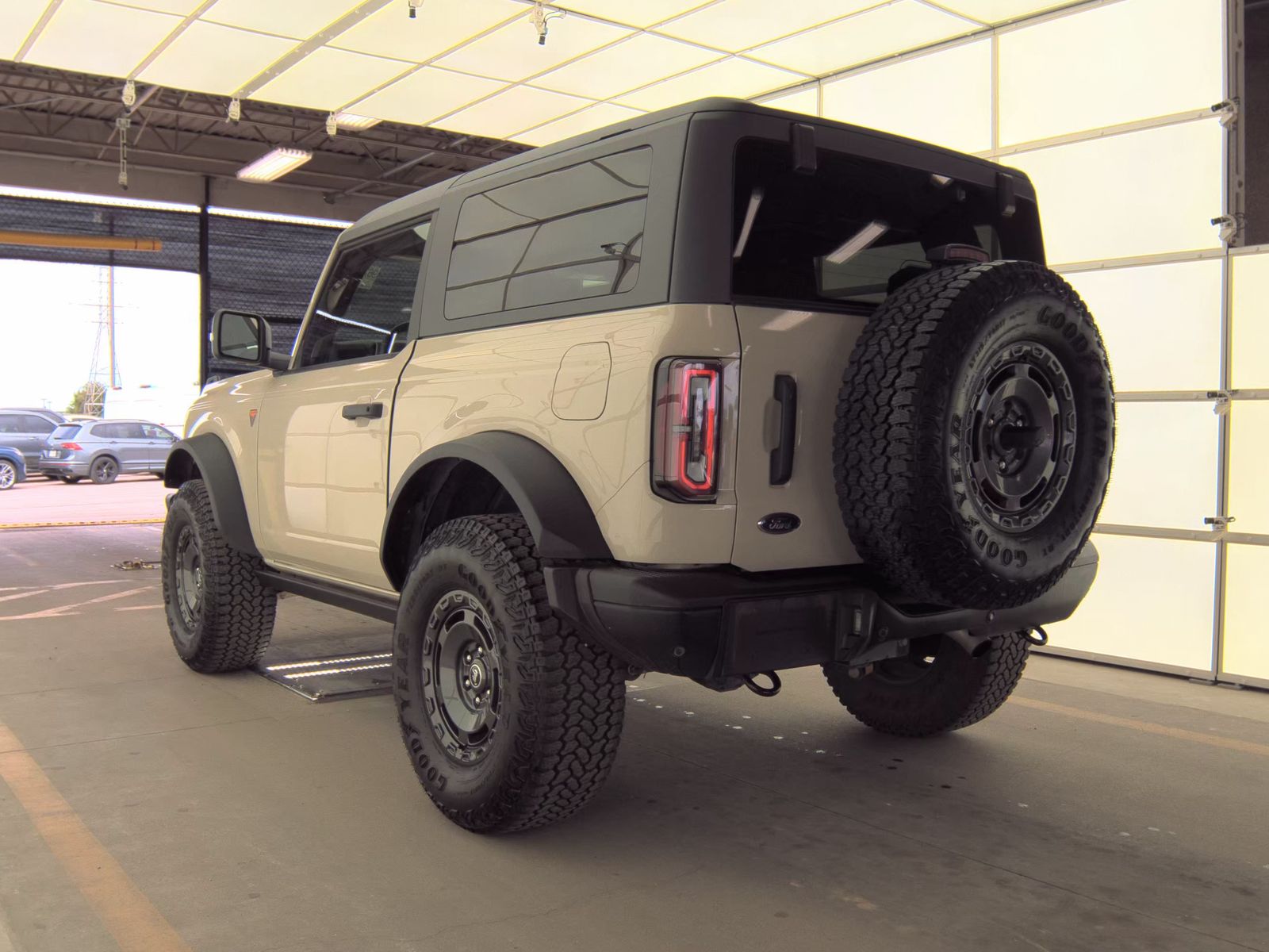 FORD BRONCO - 9
