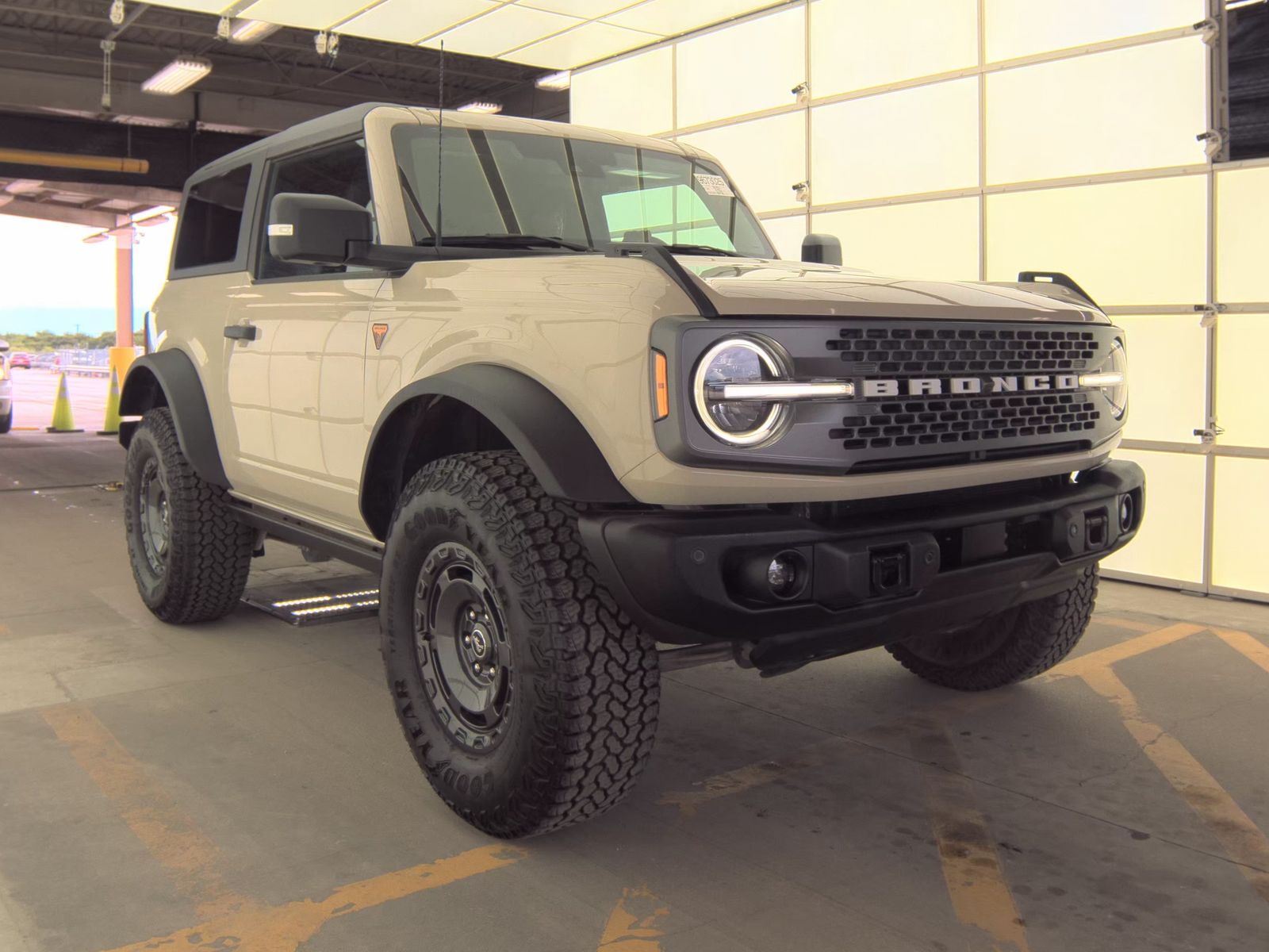 FORD BRONCO - 5
