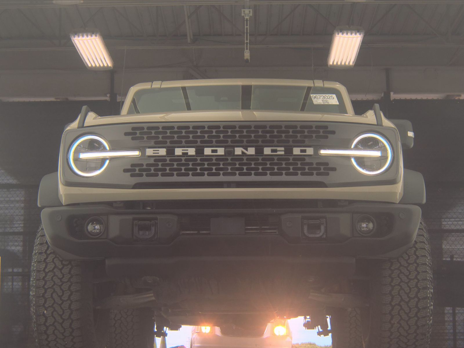 FORD BRONCO - 4