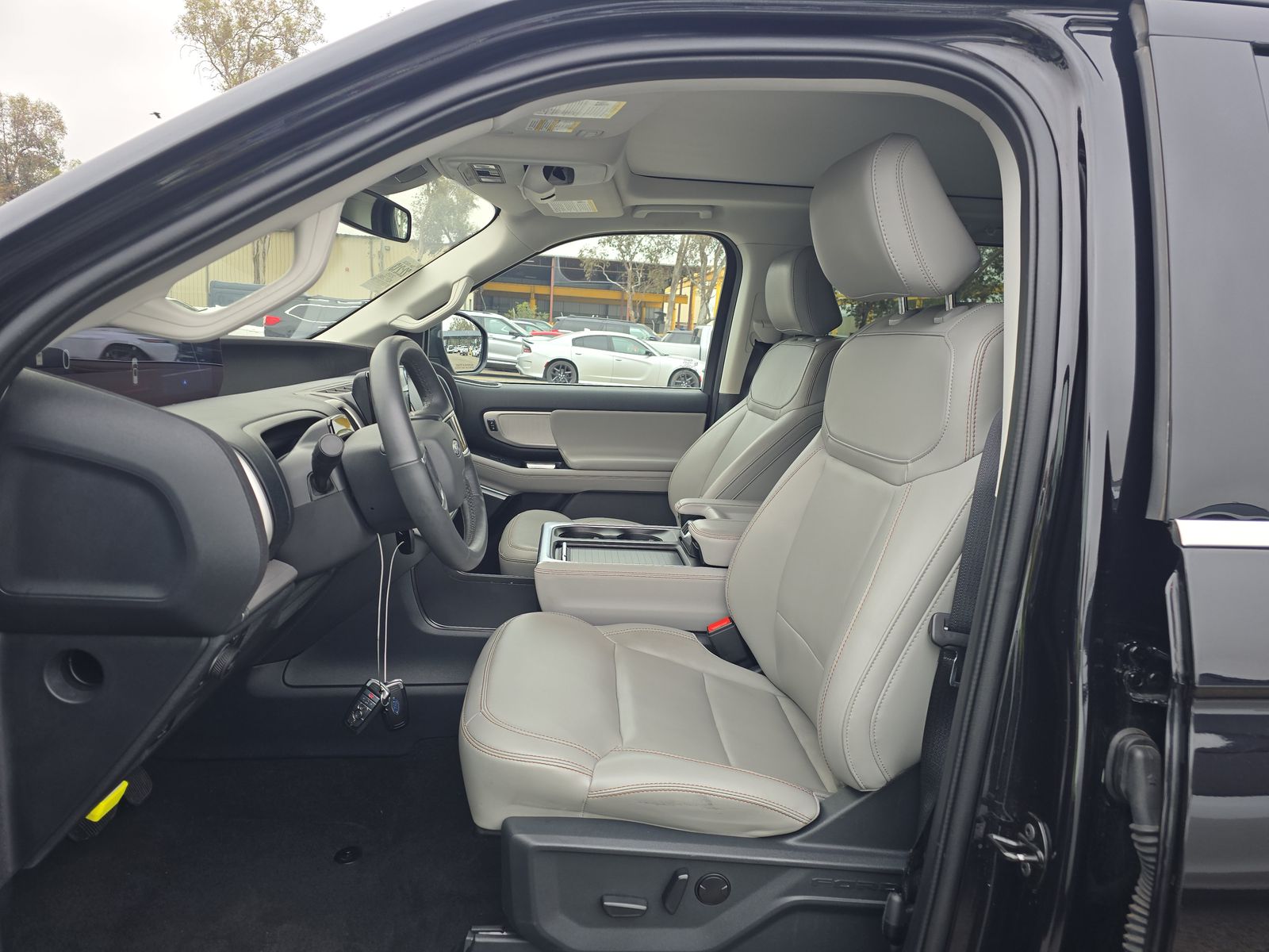 FORD EXPEDITION MAX - 8