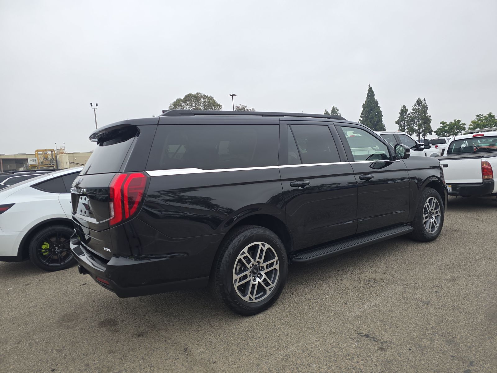 FORD EXPEDITION MAX - 5
